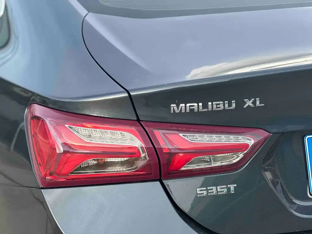 Chevrolet Malibu XL — миниатюра 12