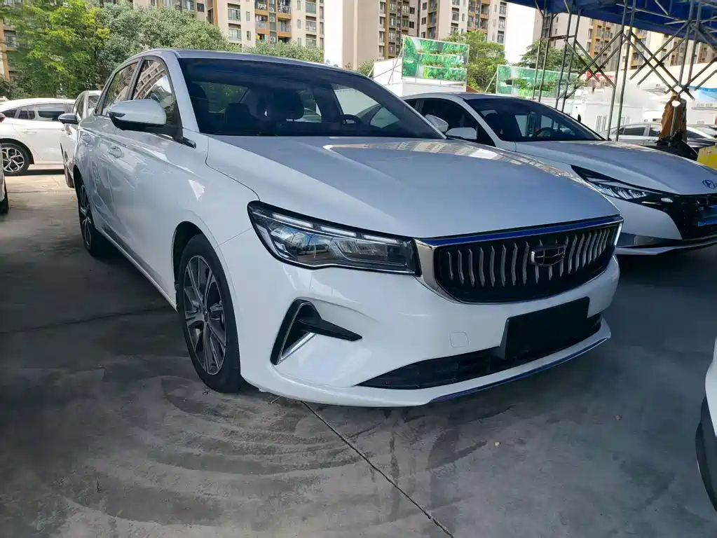 Geely Emgrand — миниатюра 2