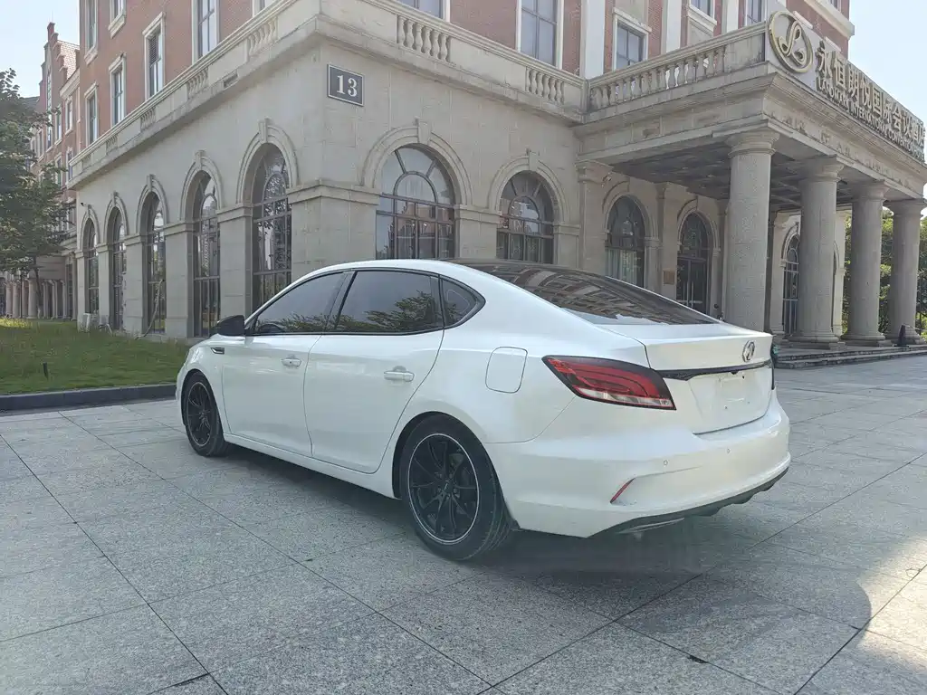 MG MG6 — миниатюра 17