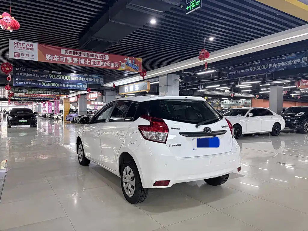 Toyota Yaris L — миниатюра 8