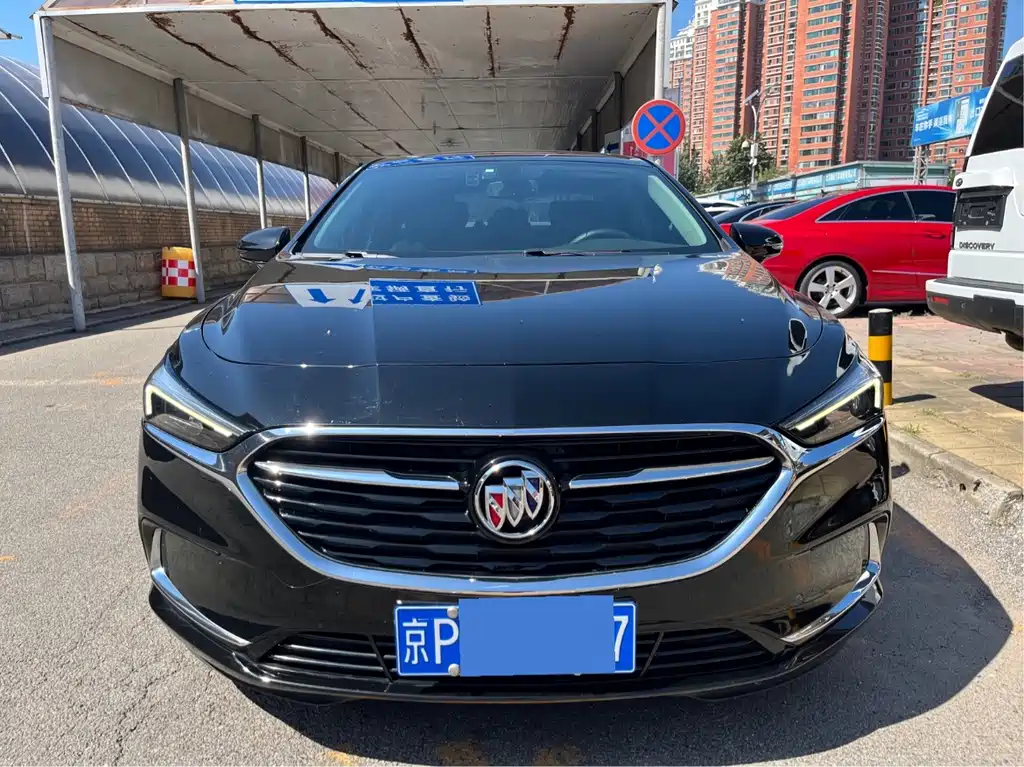 Buick LaCrosse — миниатюра 2