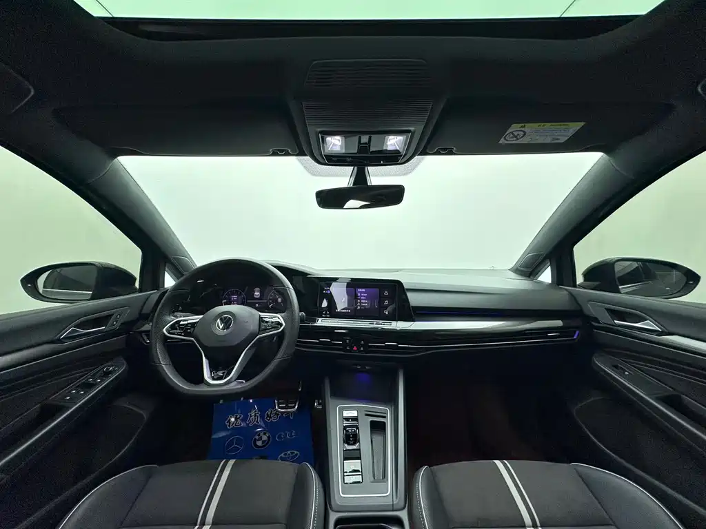 Volkswagen Golf — миниатюра 11