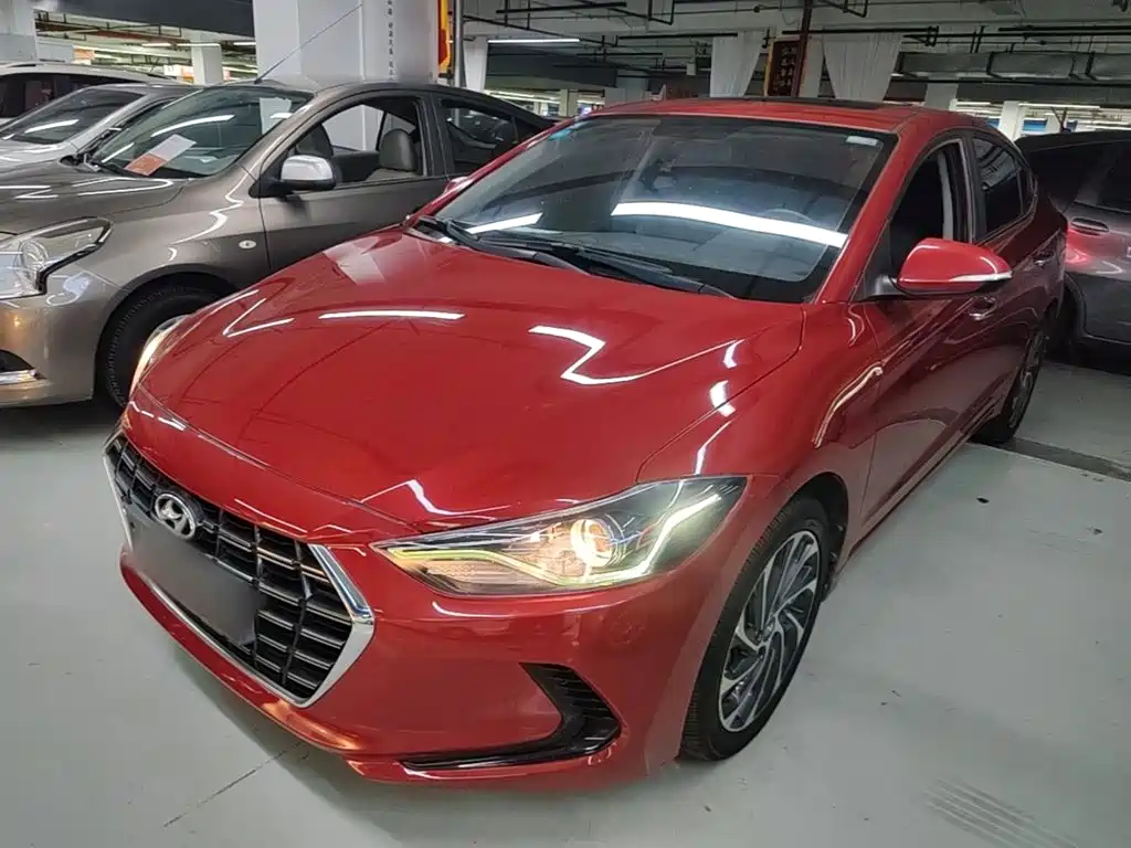 Hyundai Elantra — миниатюра 2