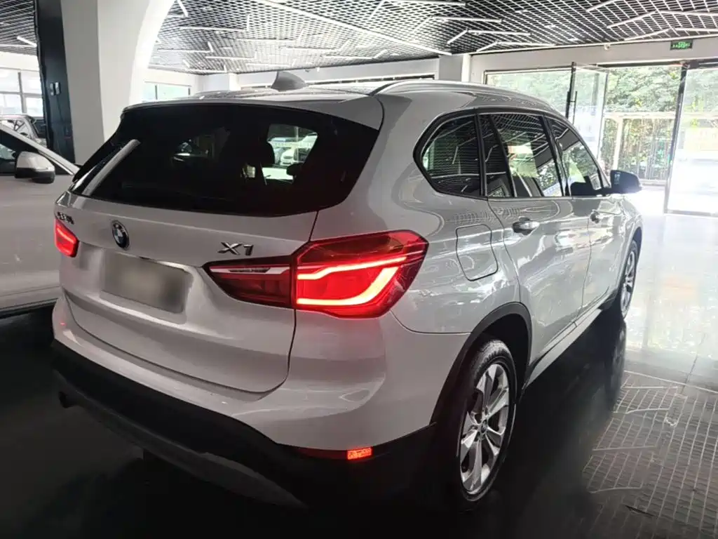 BMW X1 — миниатюра 7