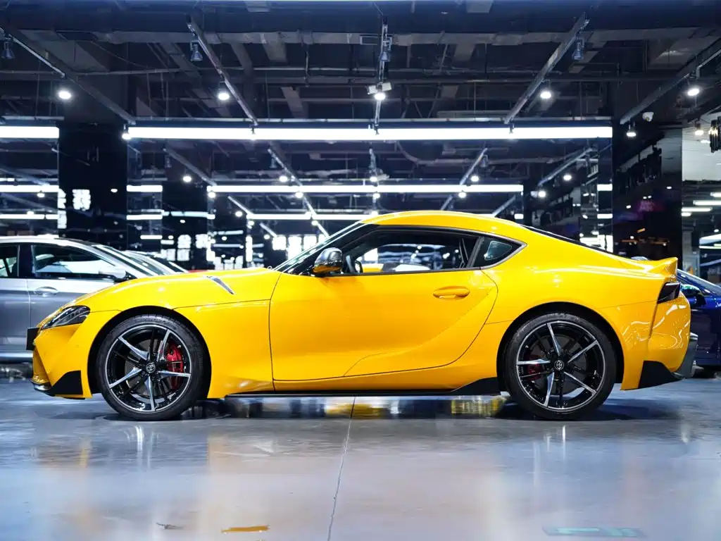 Toyota Supra — миниатюра 3