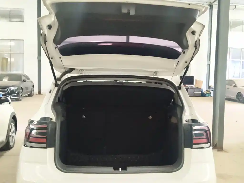 Volkswagen T-Cross — миниатюра 19