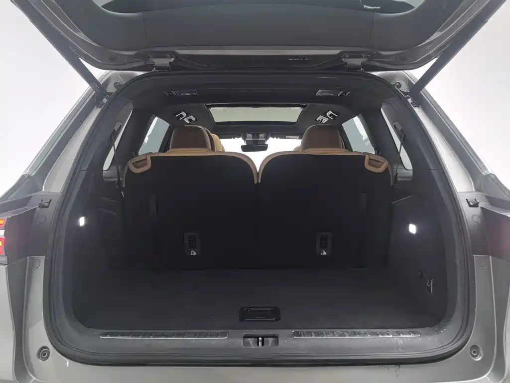 Li Auto Li ONE — миниатюра 16