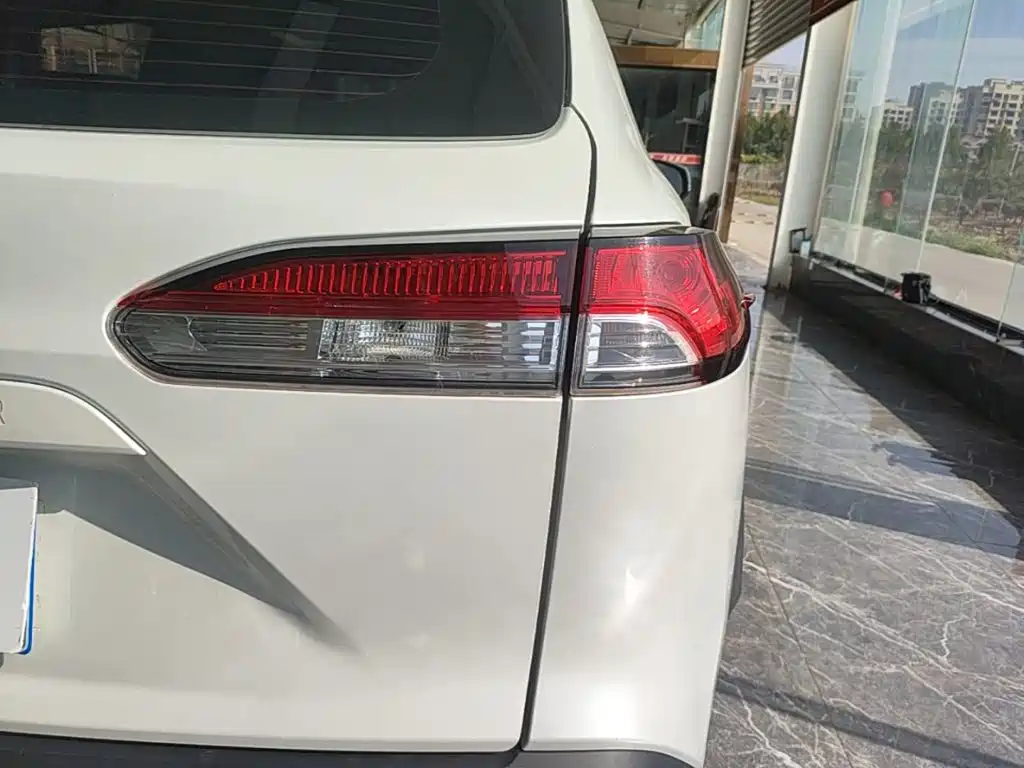 Toyota Frontlander — миниатюра 8