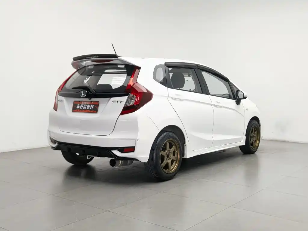 Honda Fit — миниатюра 2