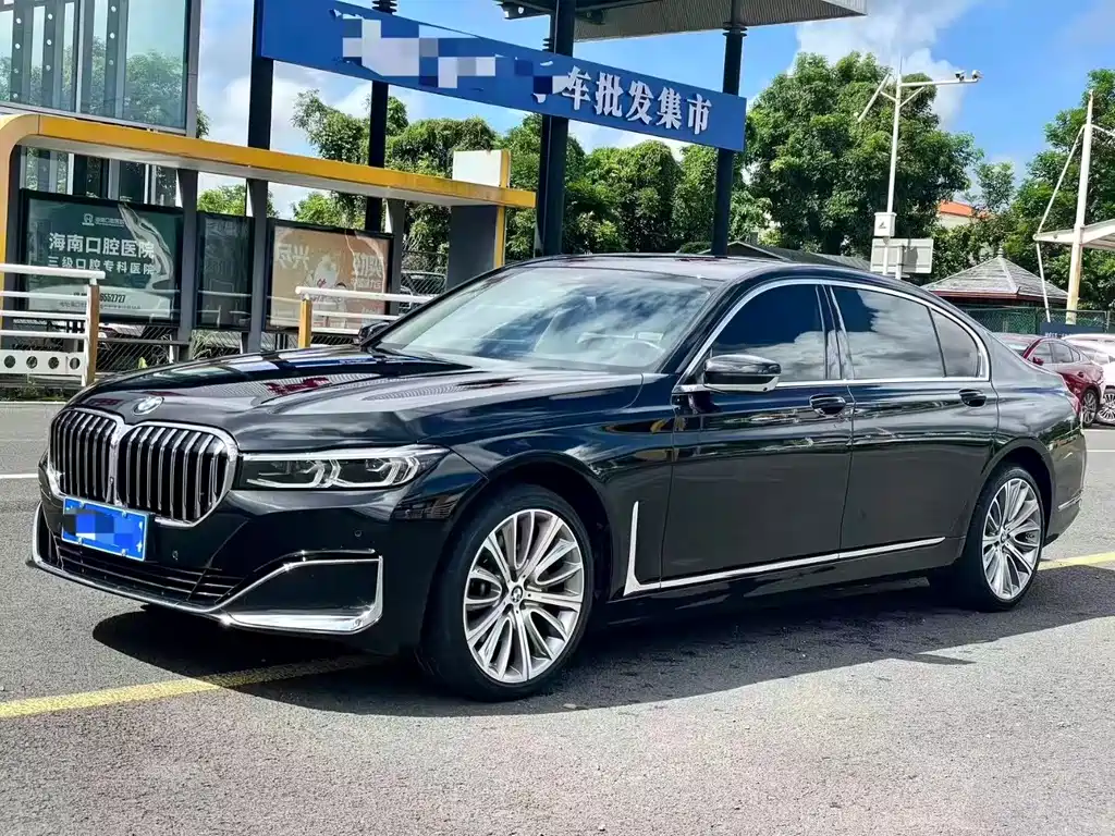 BMW 7 SERIES