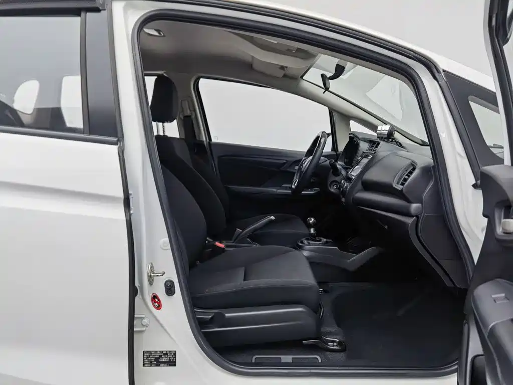 Honda Fit — миниатюра 23