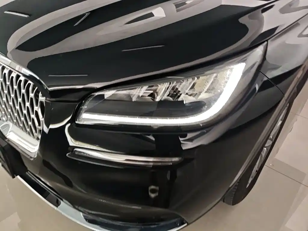 Lincoln Corsair — миниатюра 24
