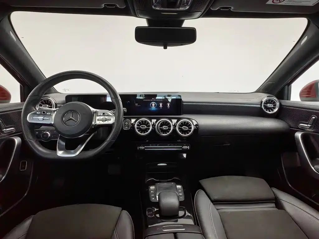 Mercedes-Benz A-Class — миниатюра 5