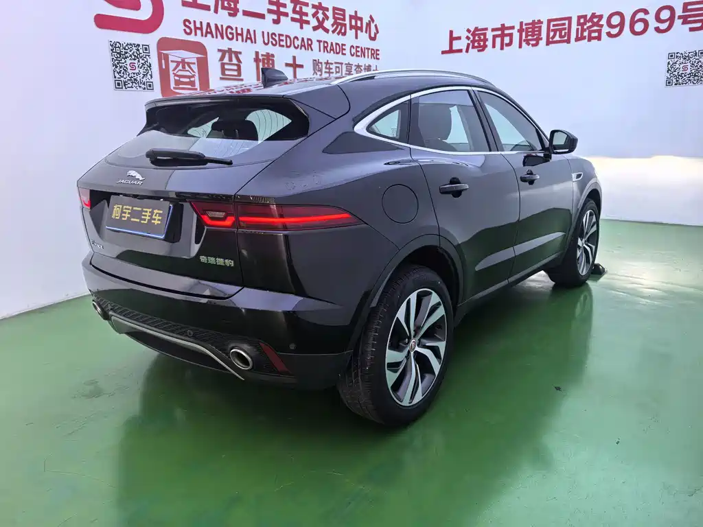Jaguar E-PACE — миниатюра 4