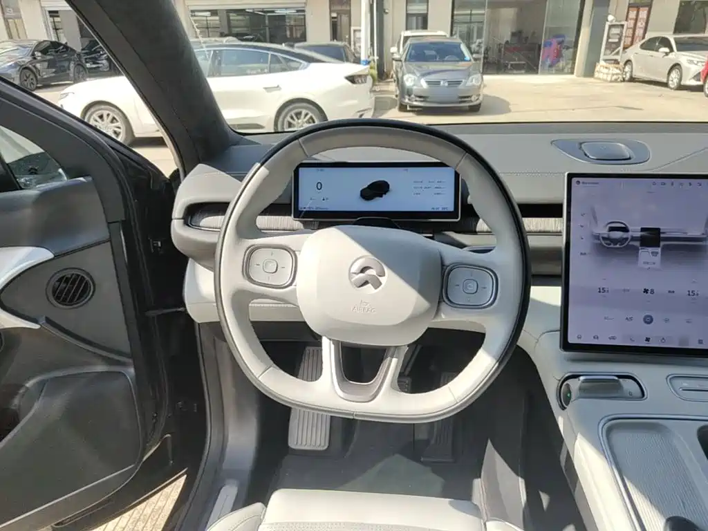 NIO ES6 — миниатюра 11