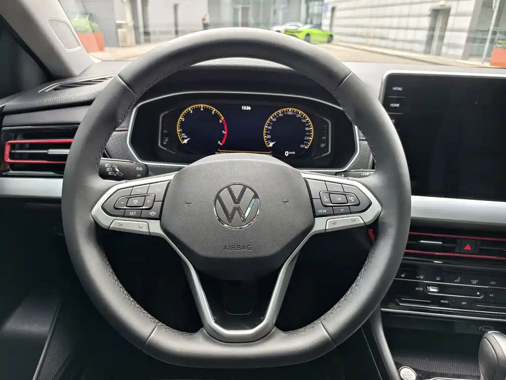 Volkswagen Lavida — миниатюра 17