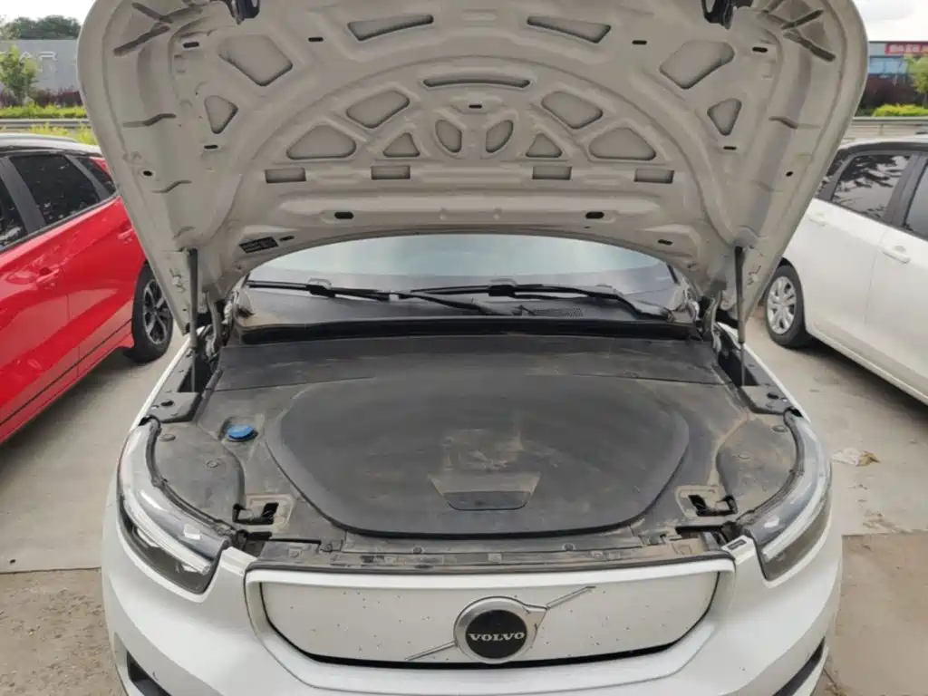 Volvo XC40 NEV — миниатюра 20