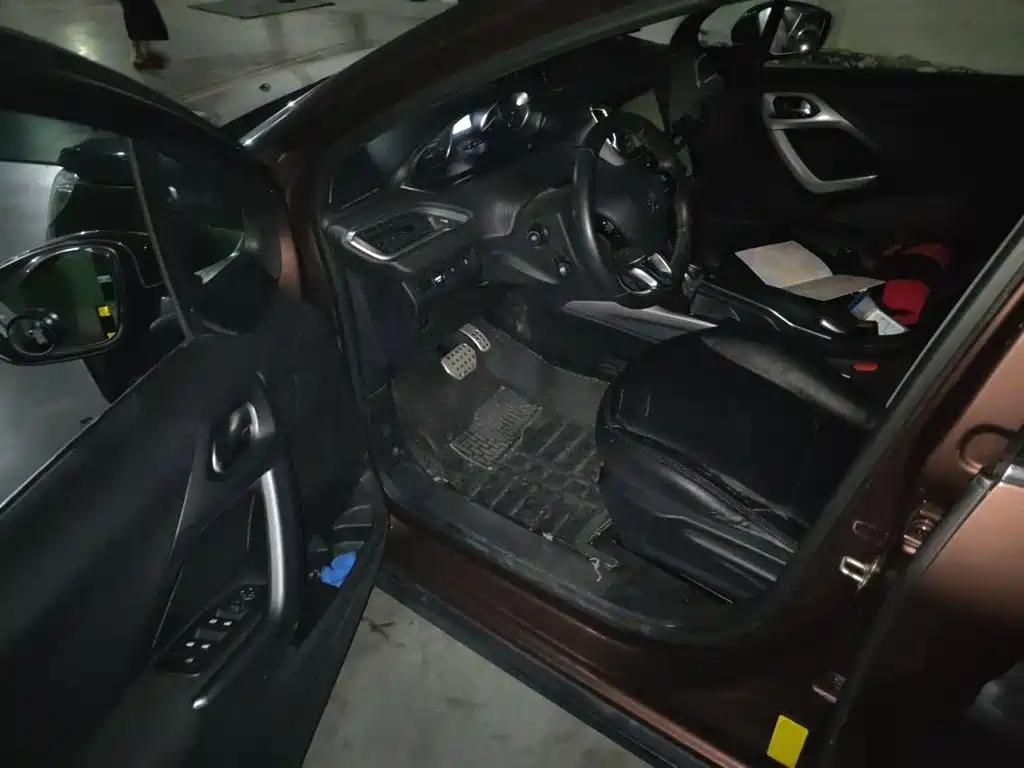 Peugeot 2008 — миниатюра 12
