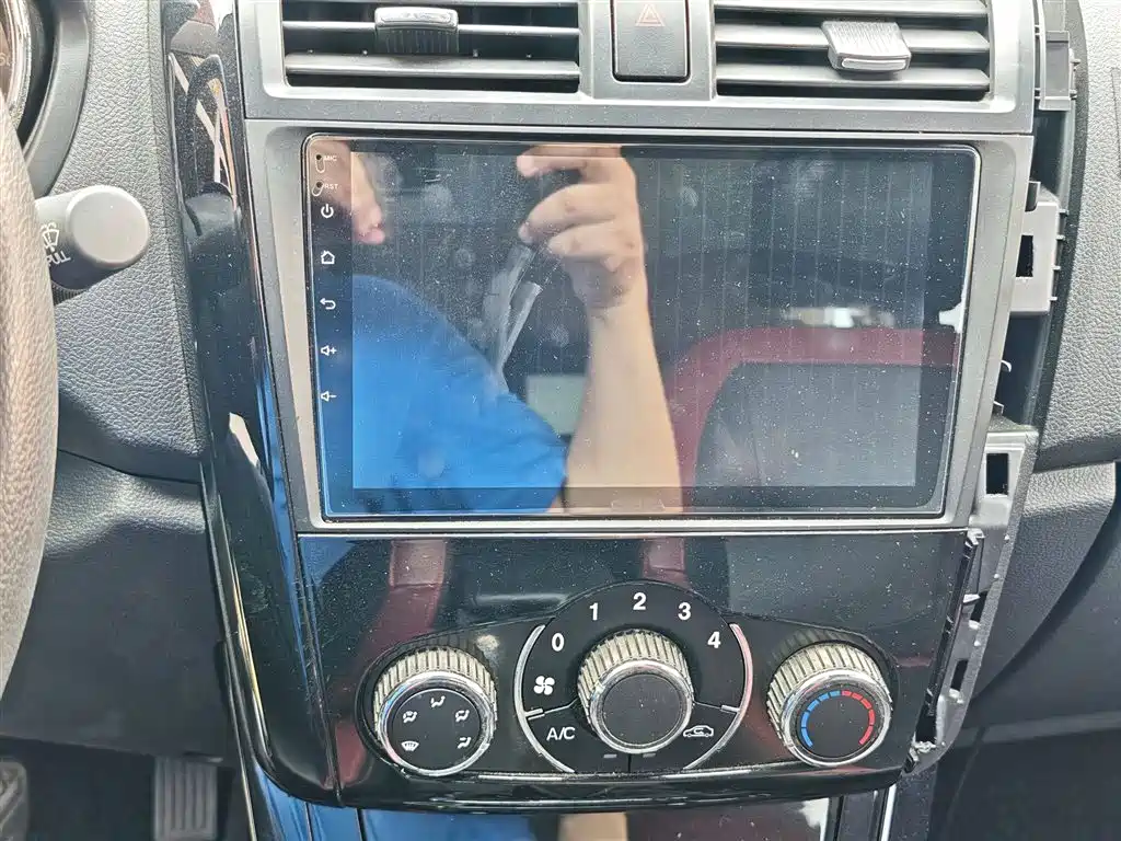 BAIC HUANSU BAIC MAGIC SPEED S3