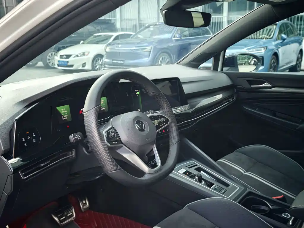 Volkswagen Golf — миниатюра 4