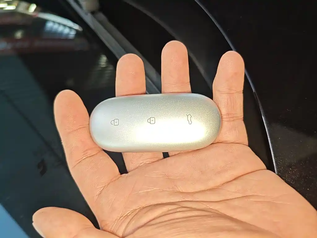 Li Auto Li L9 — миниатюра 9