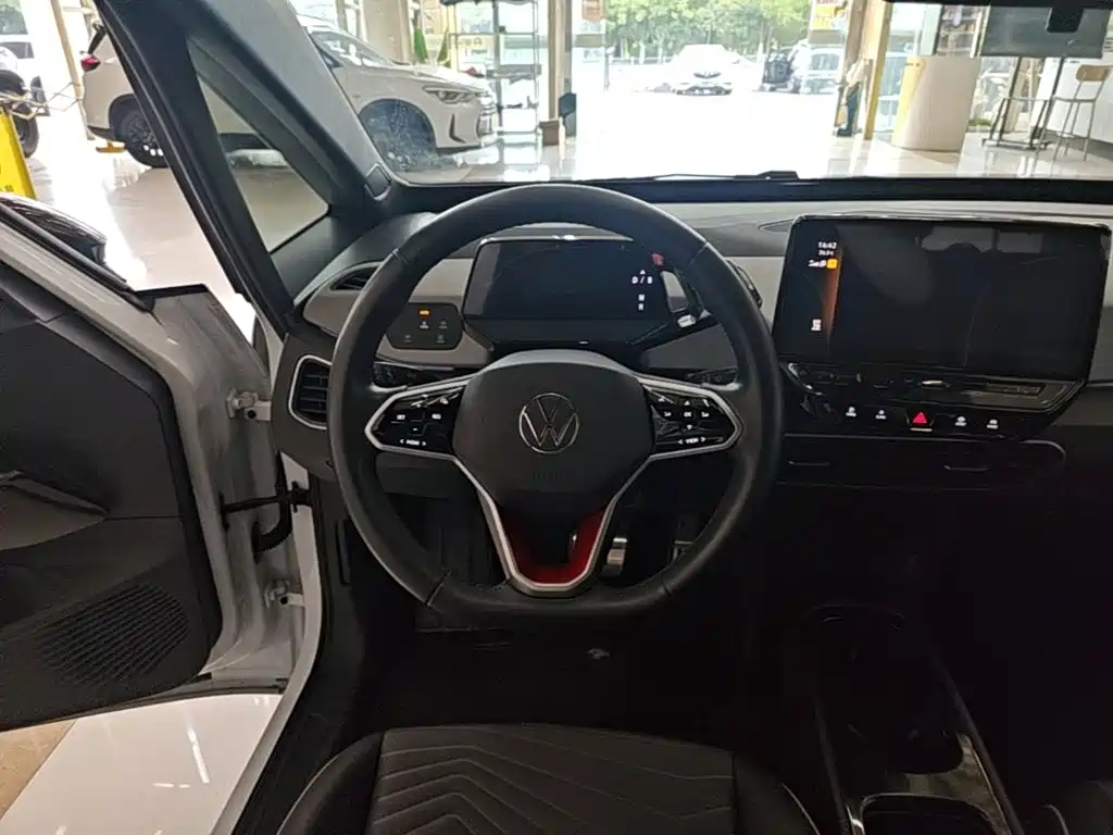 Volkswagen ID.3 — миниатюра 11