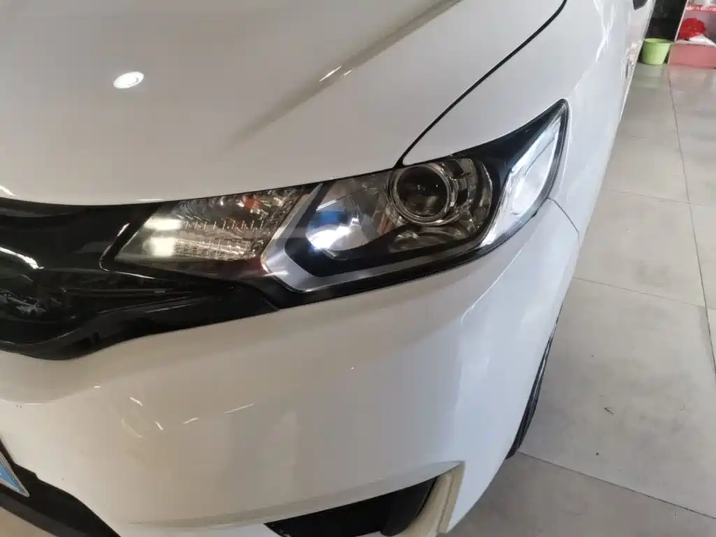 Honda Fit — миниатюра 24