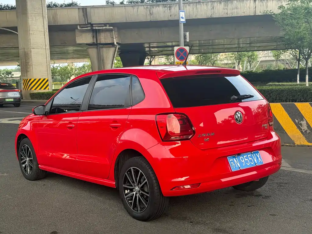 Volkswagen Polo 2016 1.6L AT Comfort