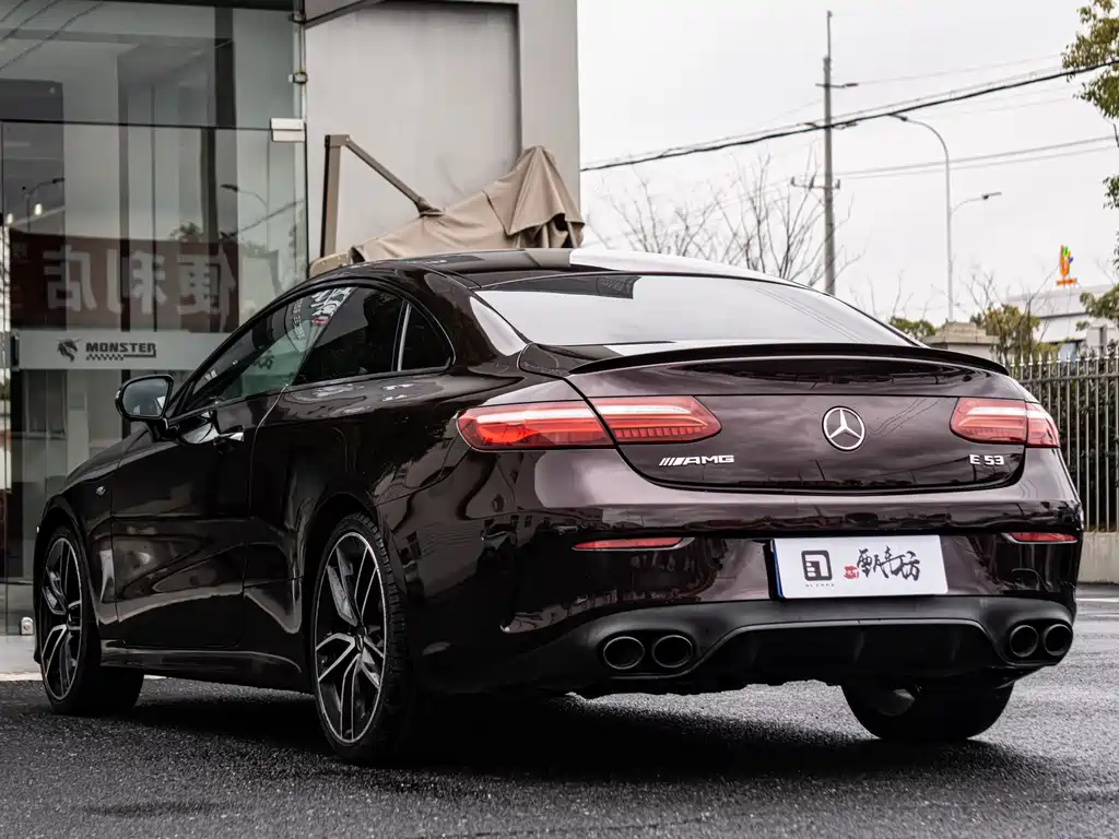 MERCEDES-BENZ E CLASS AMG