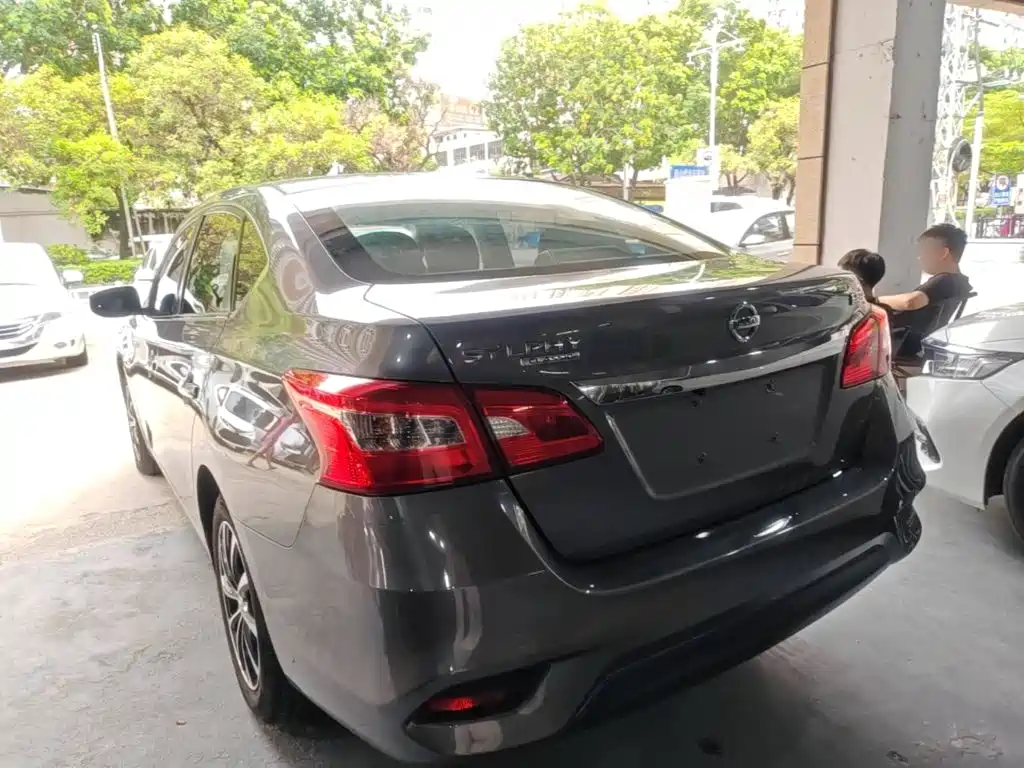 Nissan Sylphy — миниатюра 5