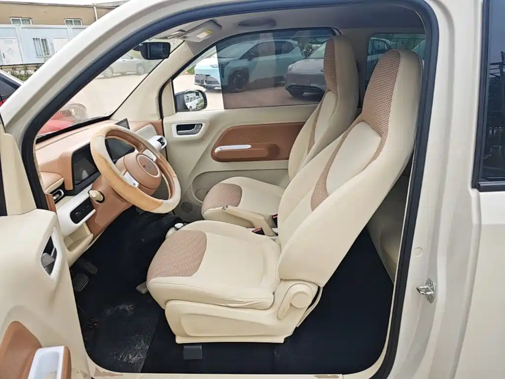Wuling MINIEV — миниатюра 15
