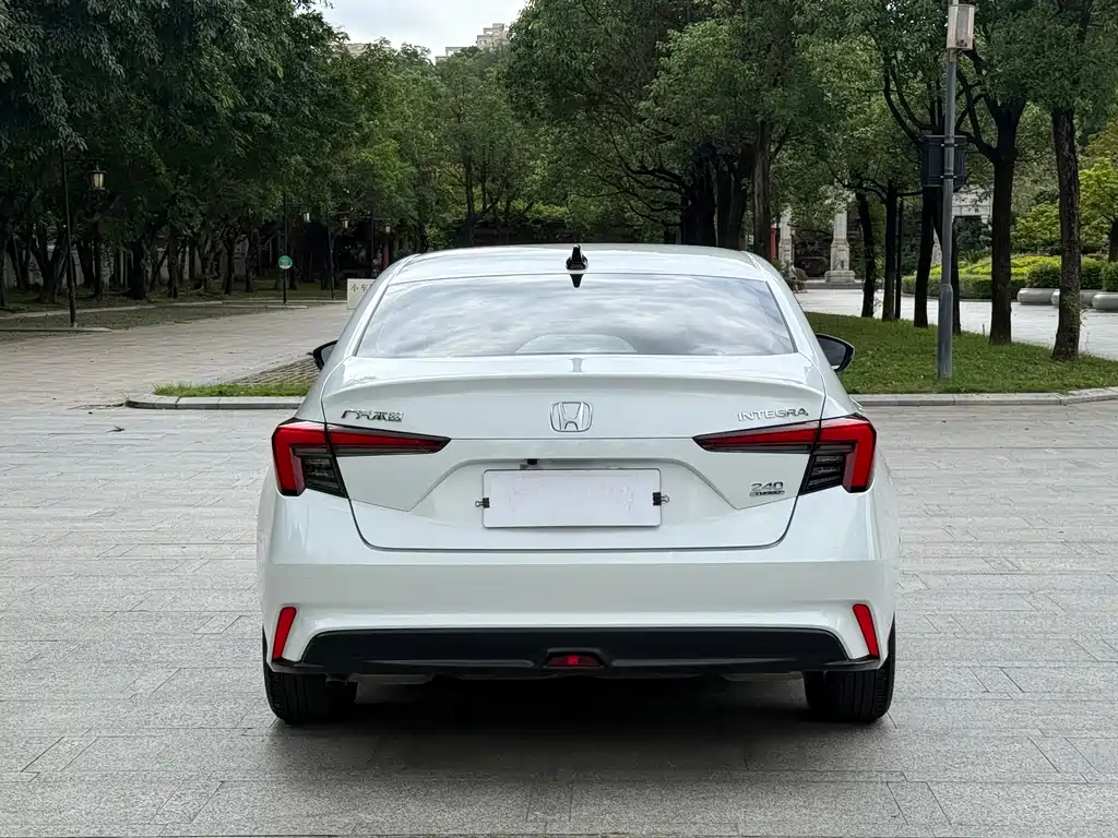 Honda Integra — миниатюра 7