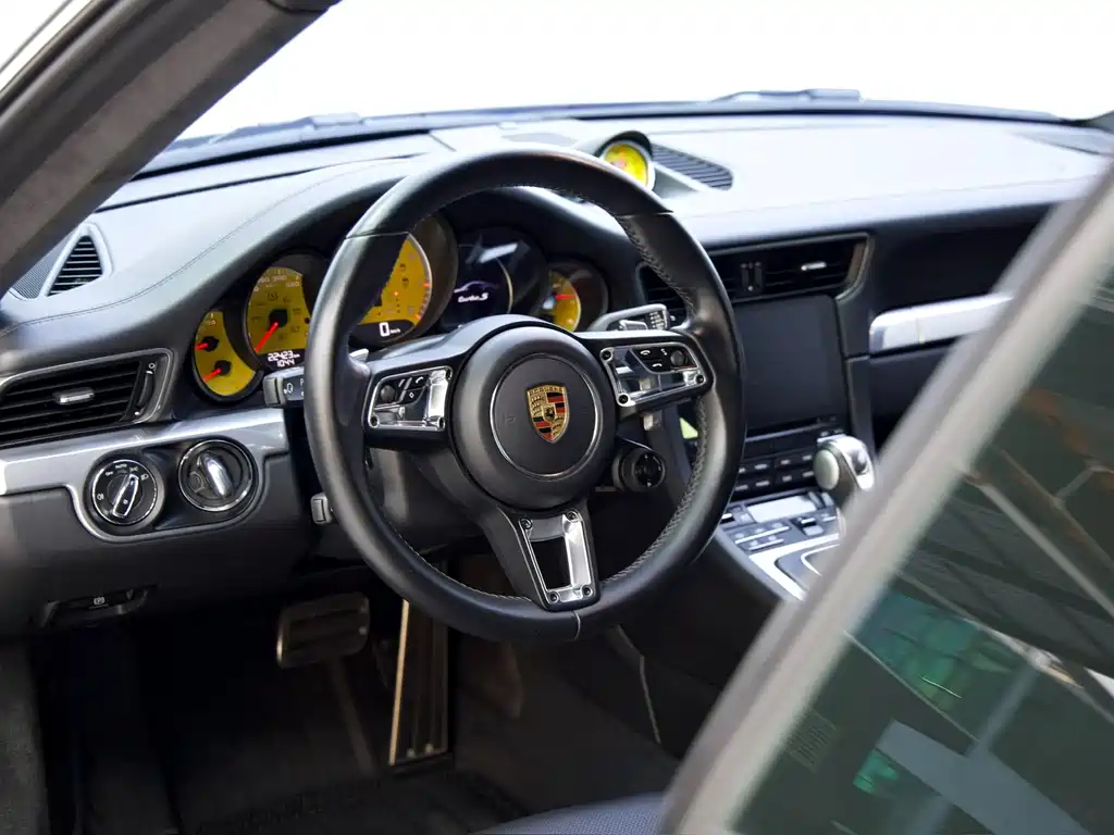 Porsche 911 — миниатюра 11