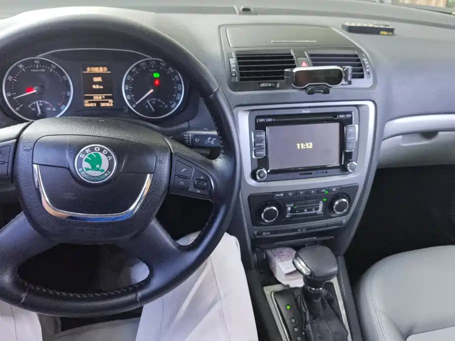 Skoda Octavia — миниатюра 12