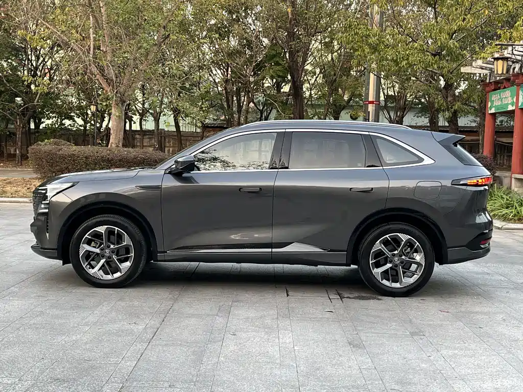 CHANGAN CS75 PLUS