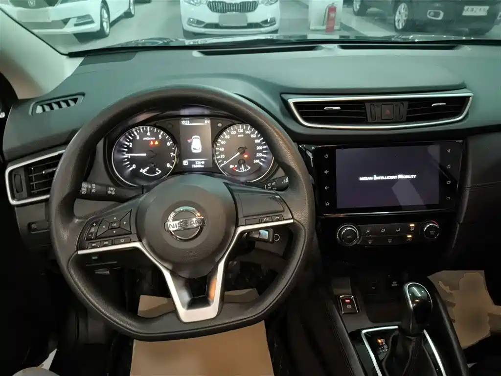 Nissan Qashqai 2021 2.0L CVT Smart