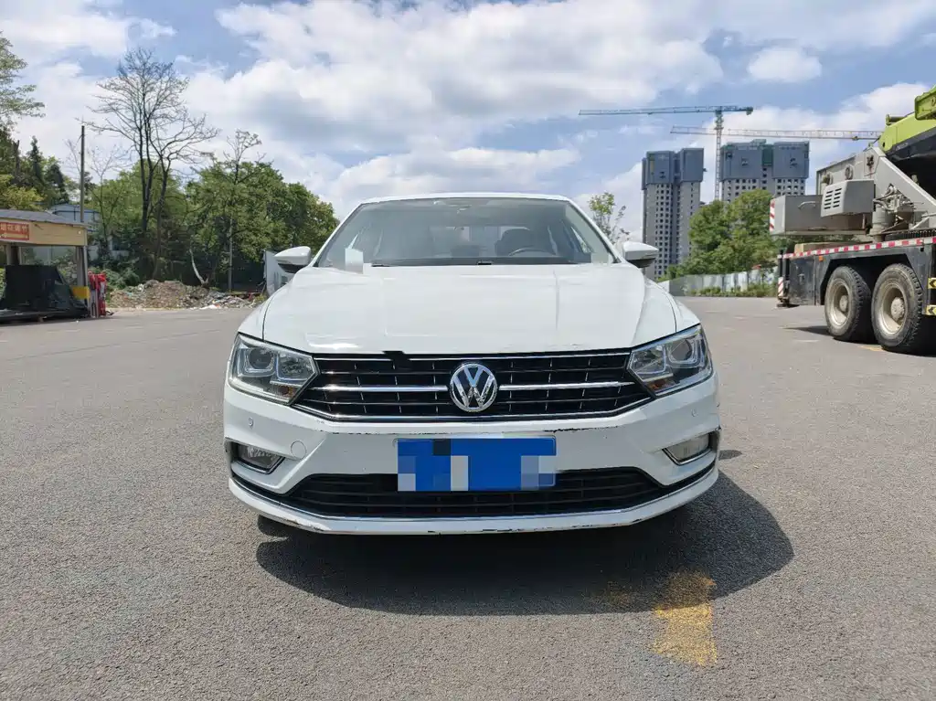 Volkswagen Bora — миниатюра 2
