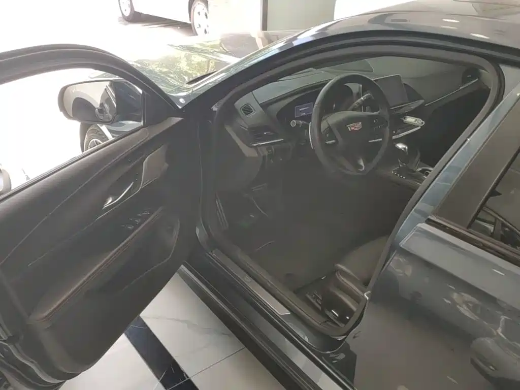 Cadillac CT4 — миниатюра 16