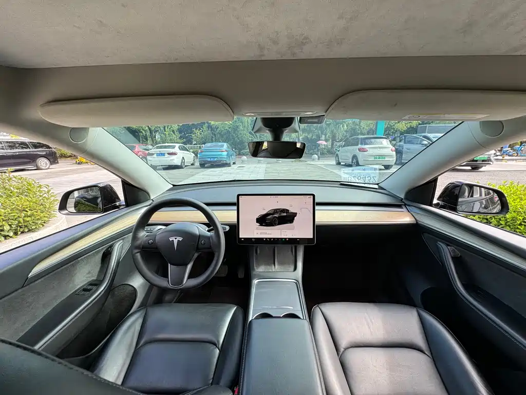 Tesla Model Y — фотографии объявления, Фото 10
