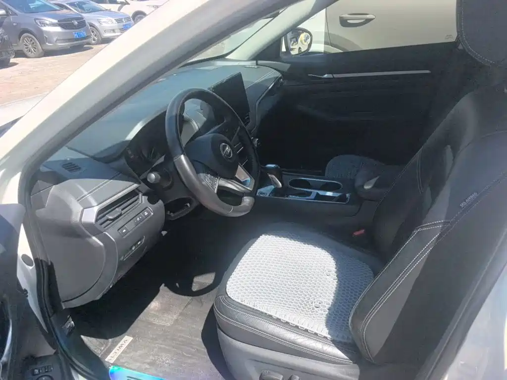 Nissan Teana — миниатюра 12