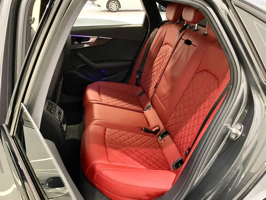 Audi S4 — миниатюра 12
