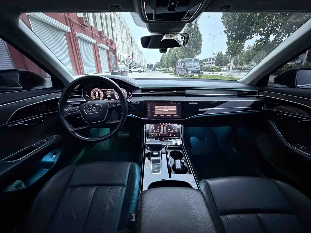 Audi A8 — миниатюра 7