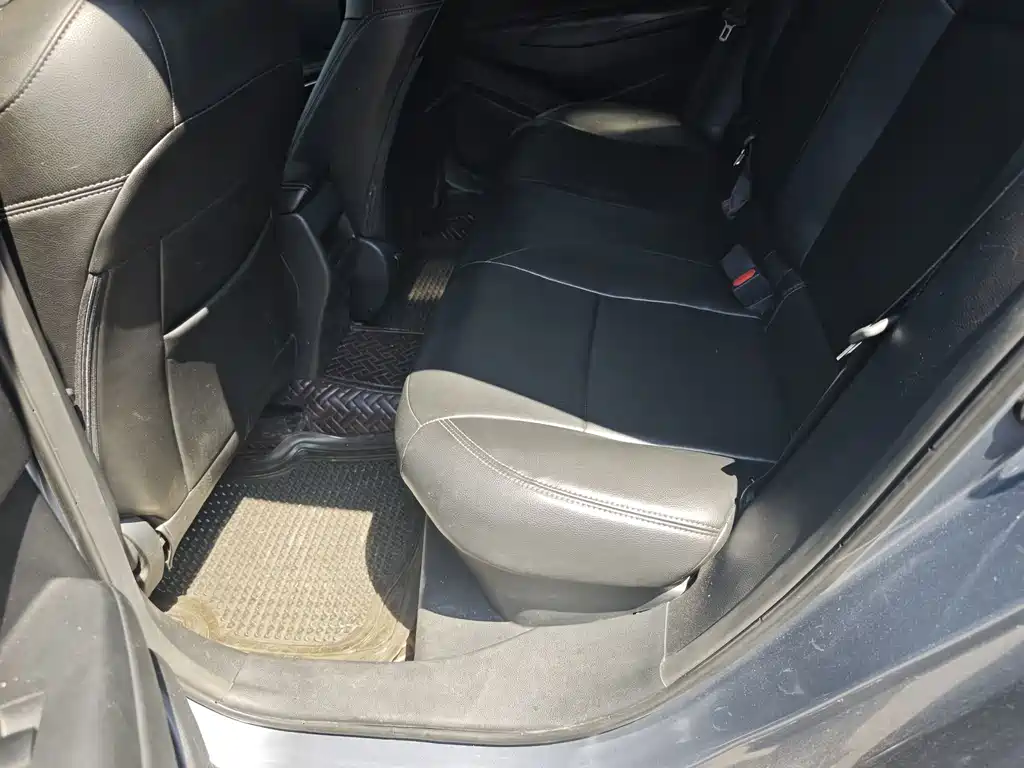 Toyota Corolla — миниатюра 10