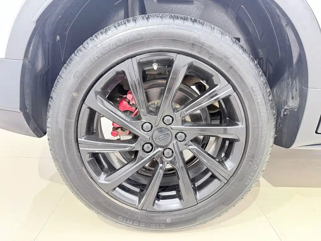 Geely Binyue — миниатюра 14
