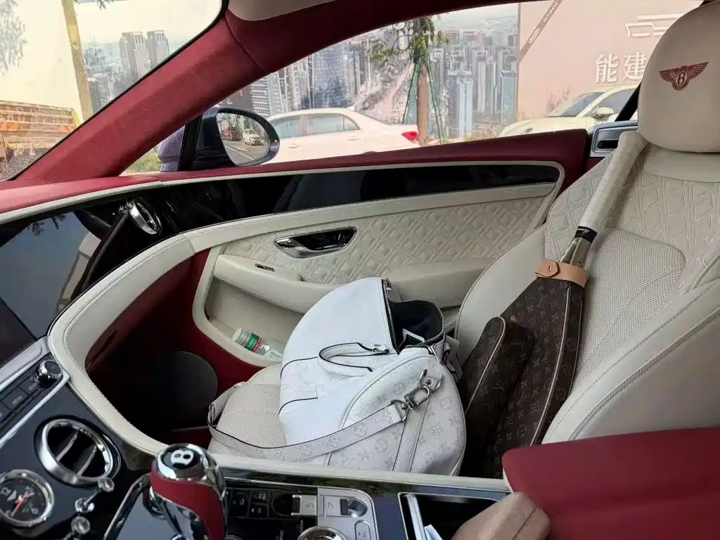 Bentley Continental — миниатюра 7