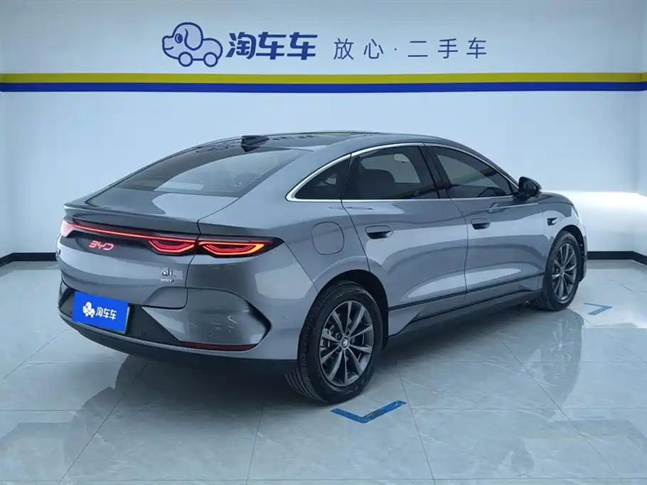 BYD QIN L
