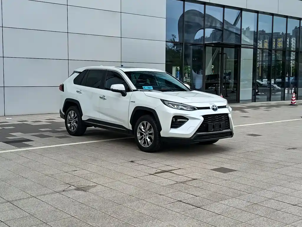 Toyota Wildlander 2022 2.5L E-CVT Luxury