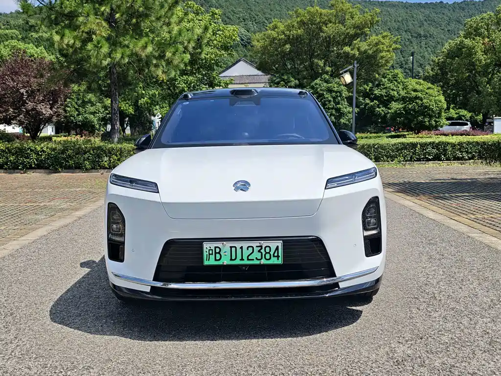 NIO ES8 — миниатюра 2