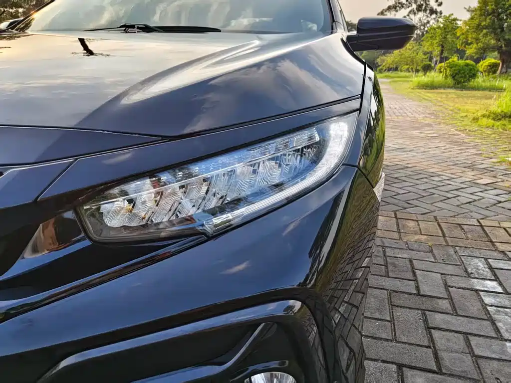 Honda Civic — миниатюра 5