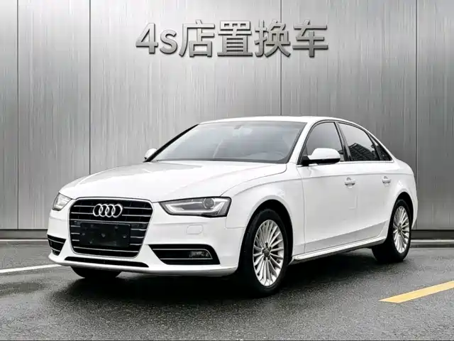 Audi A4L — фото 1